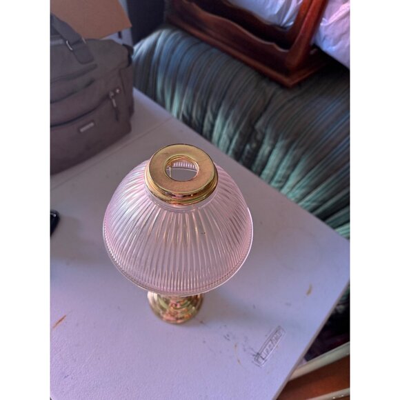 Vintage tabletop candle lamp from Partylite / circa 1980s bronze and glass shade - Picture 3 of 6